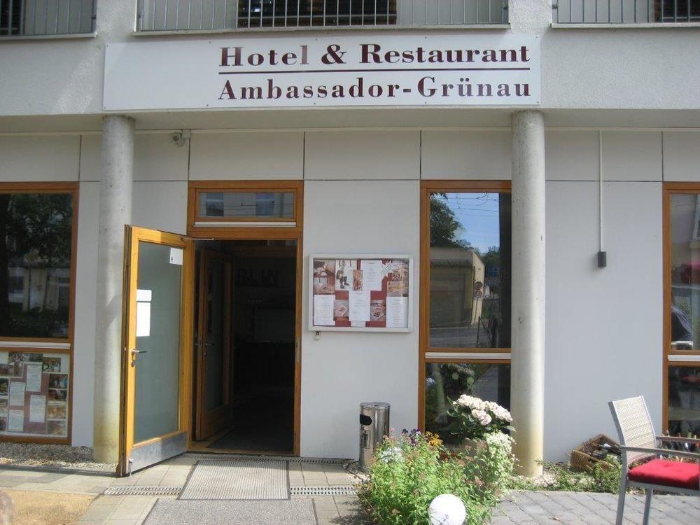 Hotel Ambassador-Berlin Gruenau Экстерьер фото